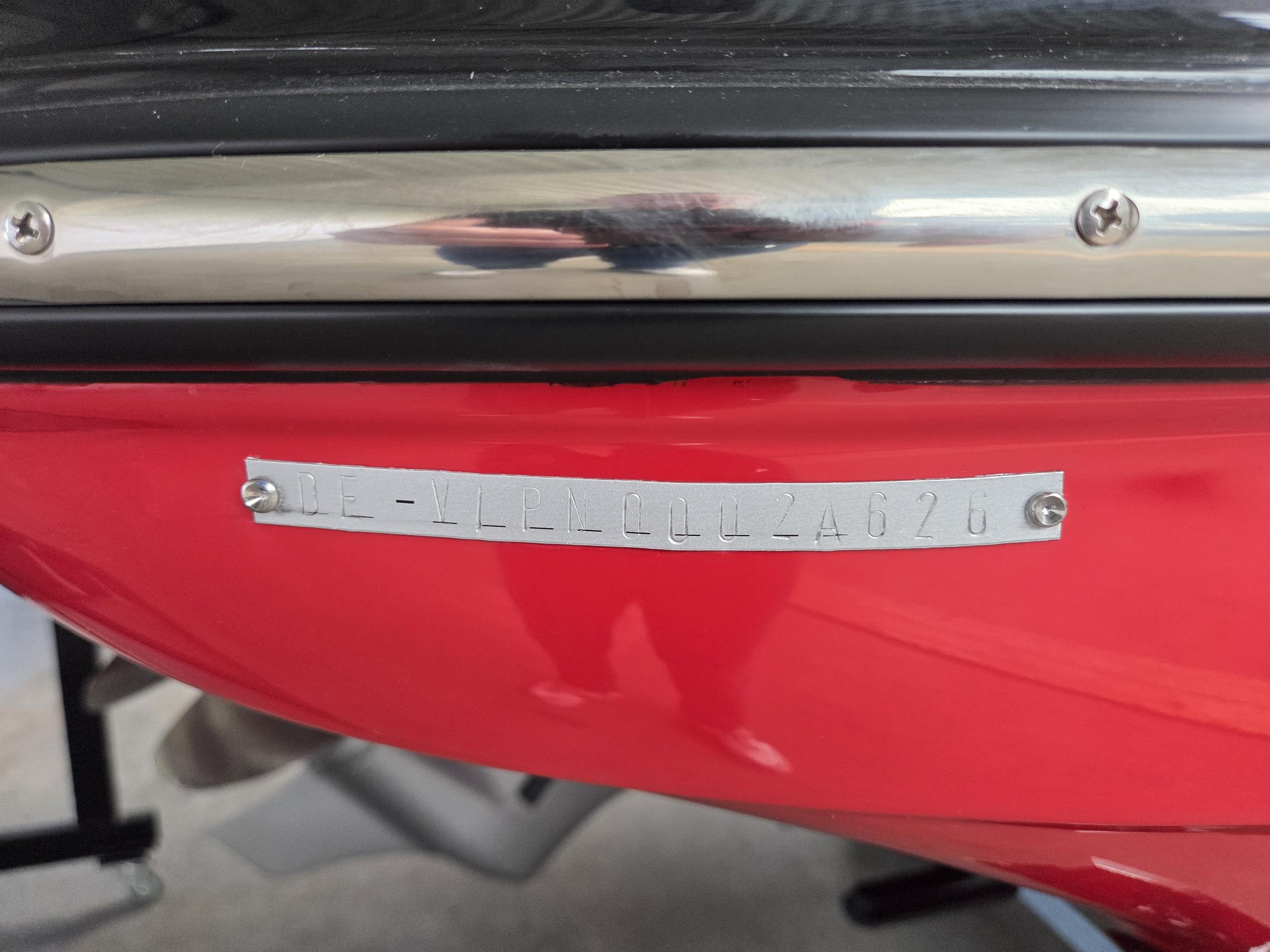 VIPER V263 Day Cruiser Volvo Penta 350HP - obrazek 22