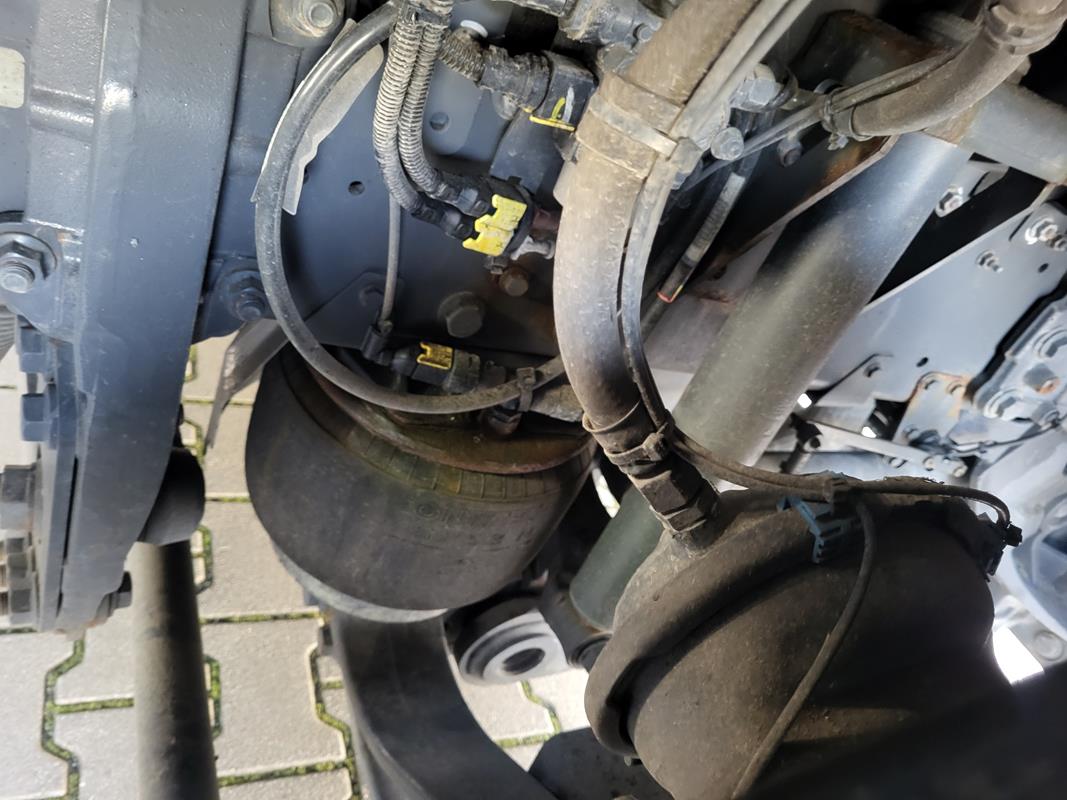 DAF FT XF 480 2021r Low Deck 0007 - obrazek 9