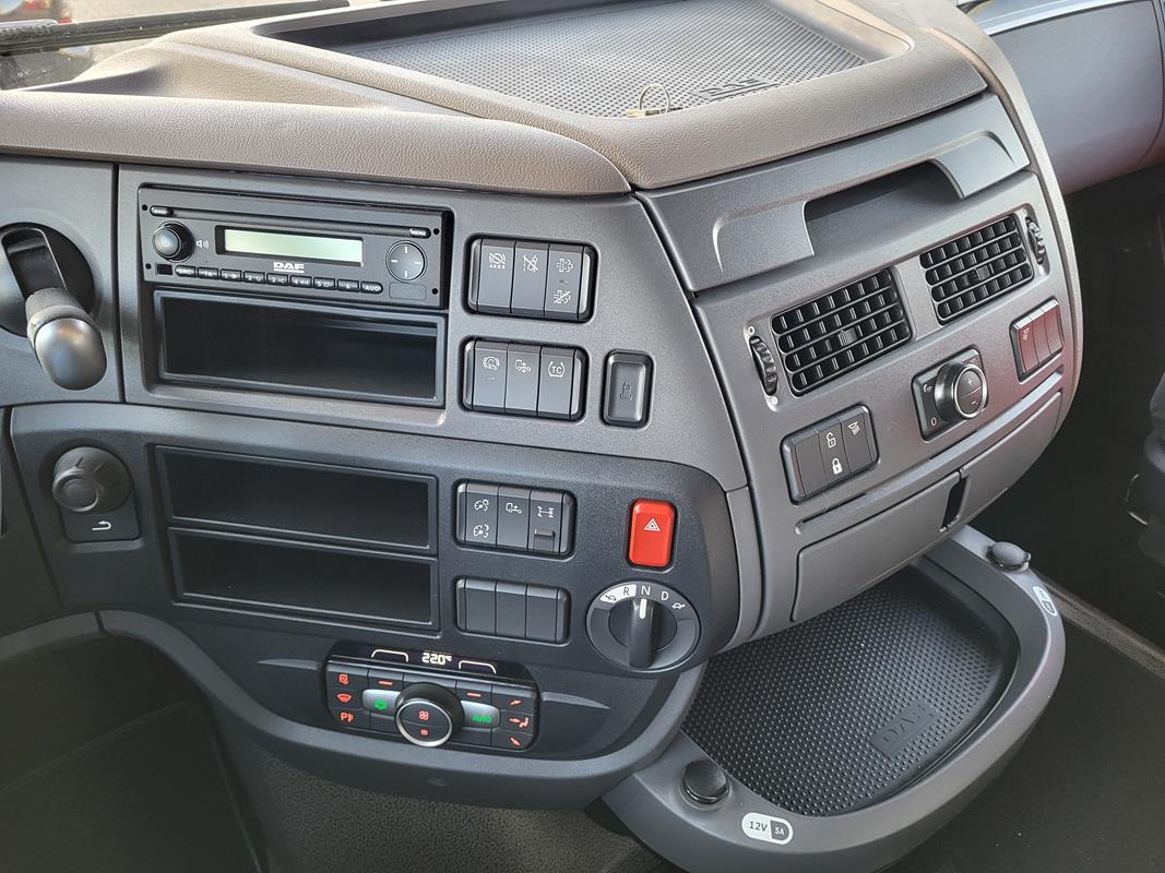 DAF FT XF 480 2021r Low Deck 0007 - obrazek 14