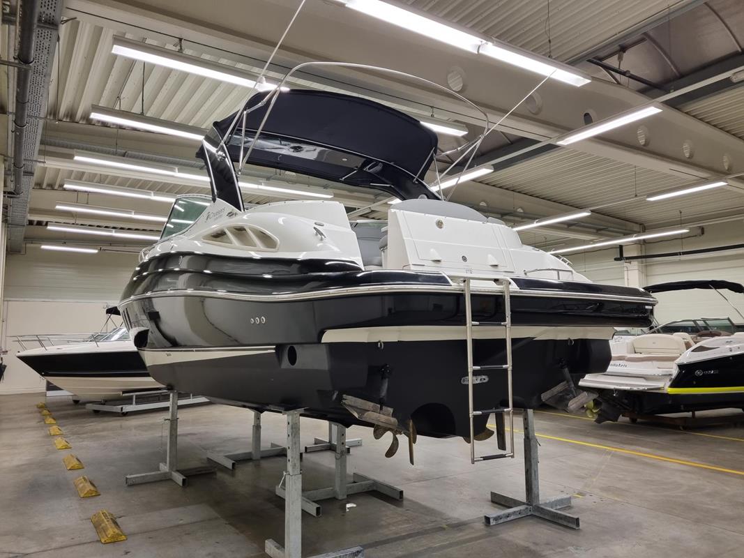 Cruiser Yacht 330Express - obrazek 4