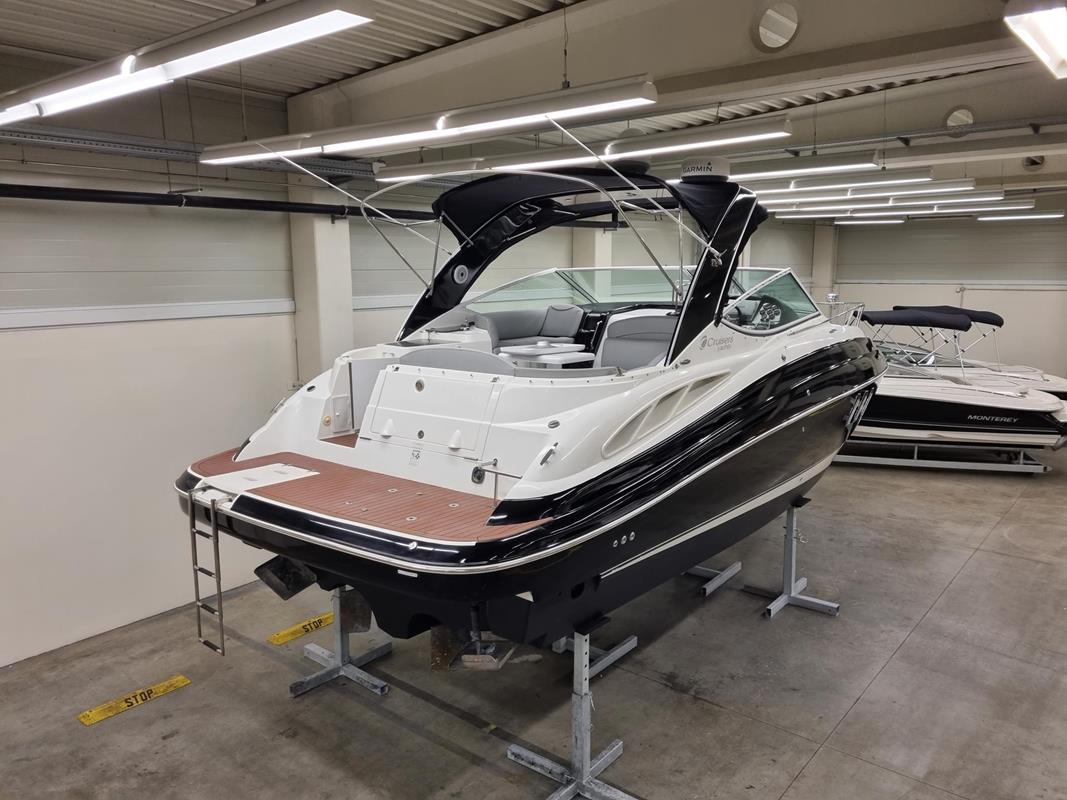 Cruiser Yacht 330Express - obrazek 5