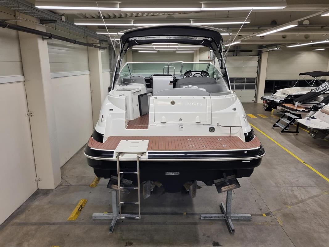 Cruiser Yacht 330Express - obrazek 6