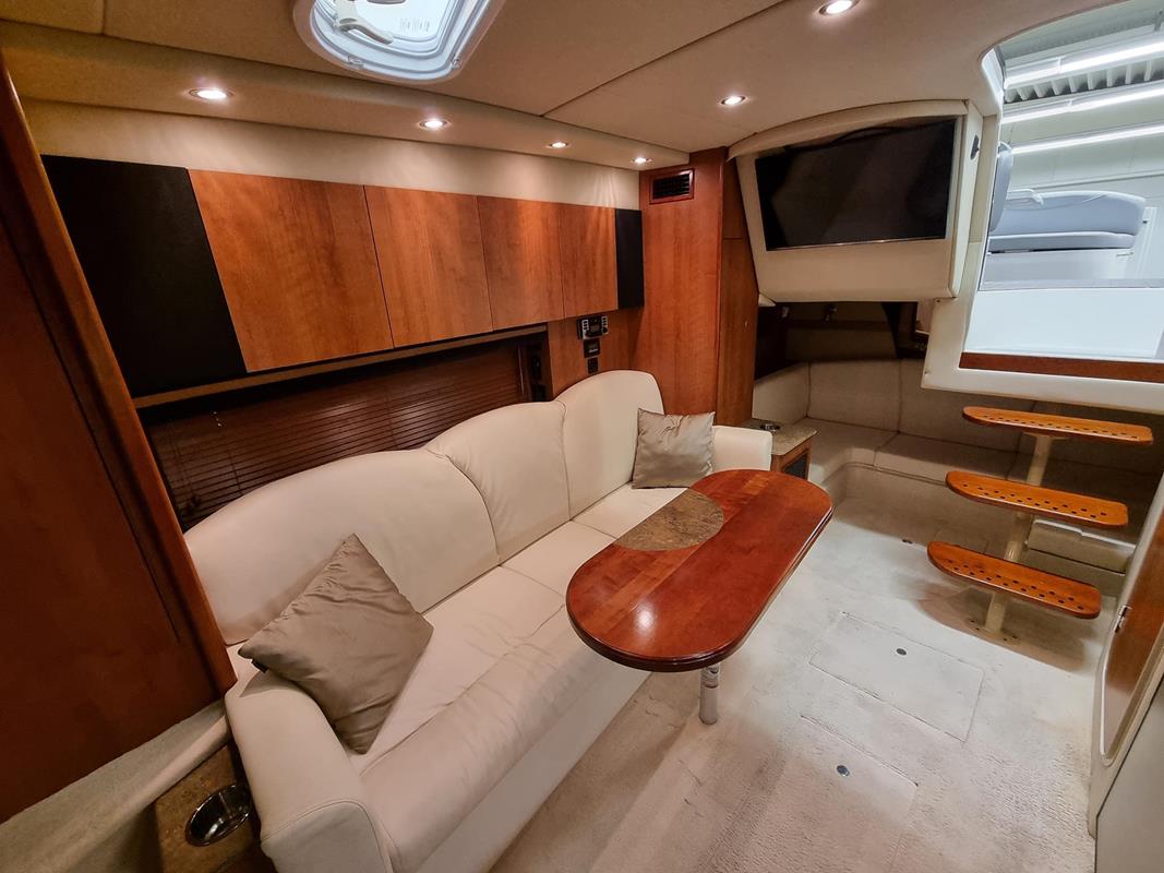 Cruiser Yacht 330Express - obrazek 15