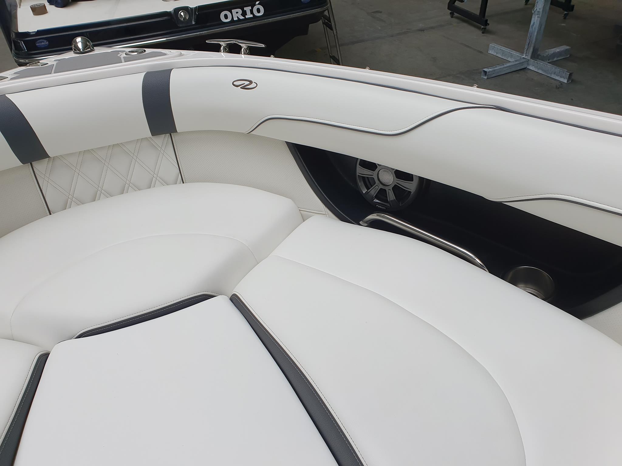 REGAL 2300 Bowrider - obrazek 14