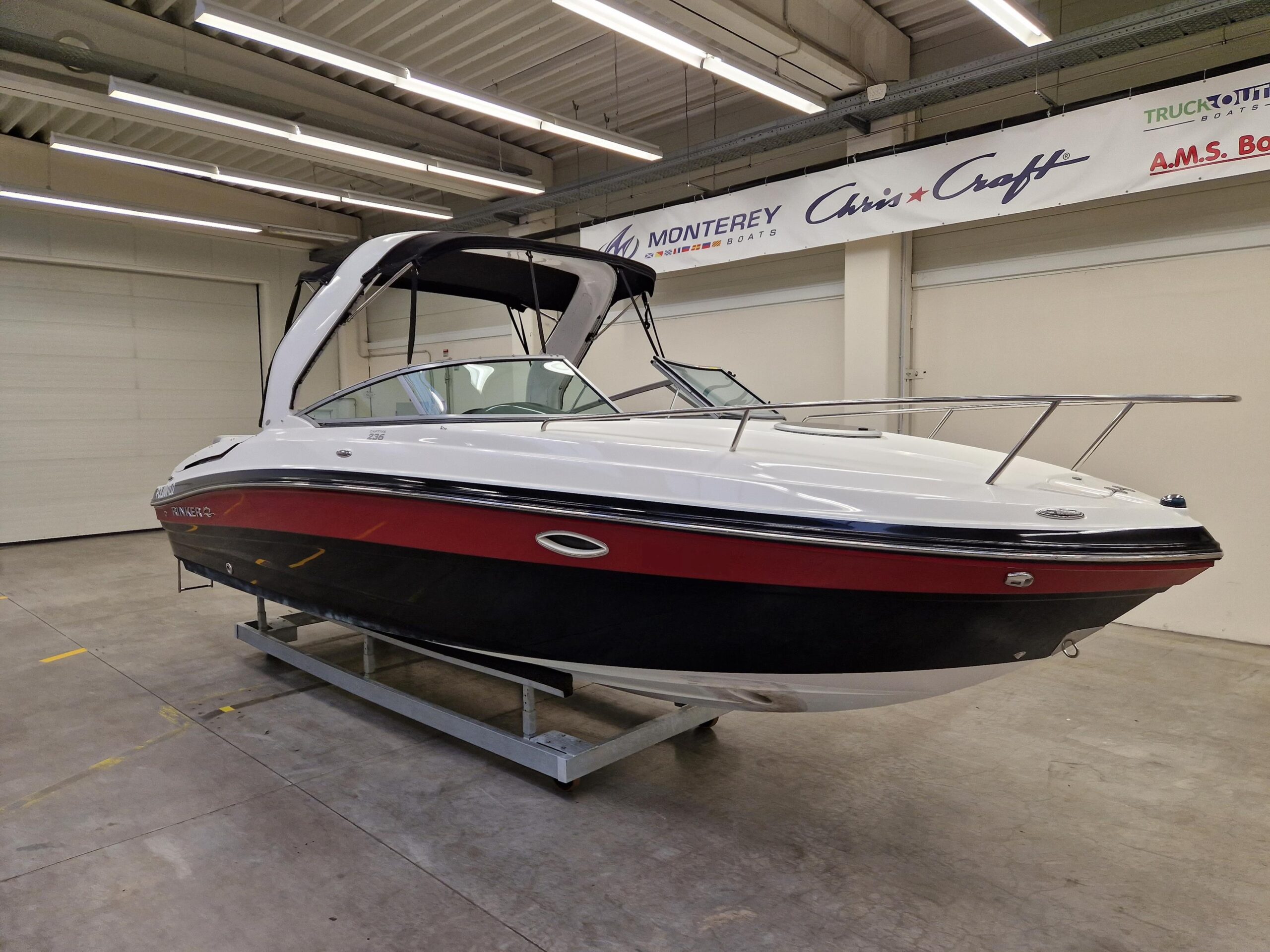RINKER Cuddy Volvo Penta V8 270KM - obrazek 3